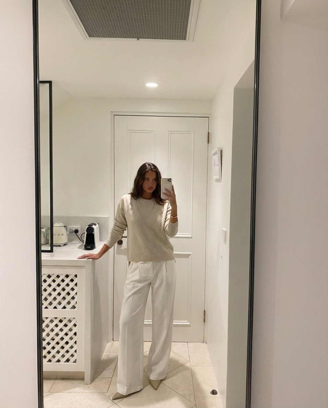 Vera | Crew Neck Sweater Cream Long Sleeve