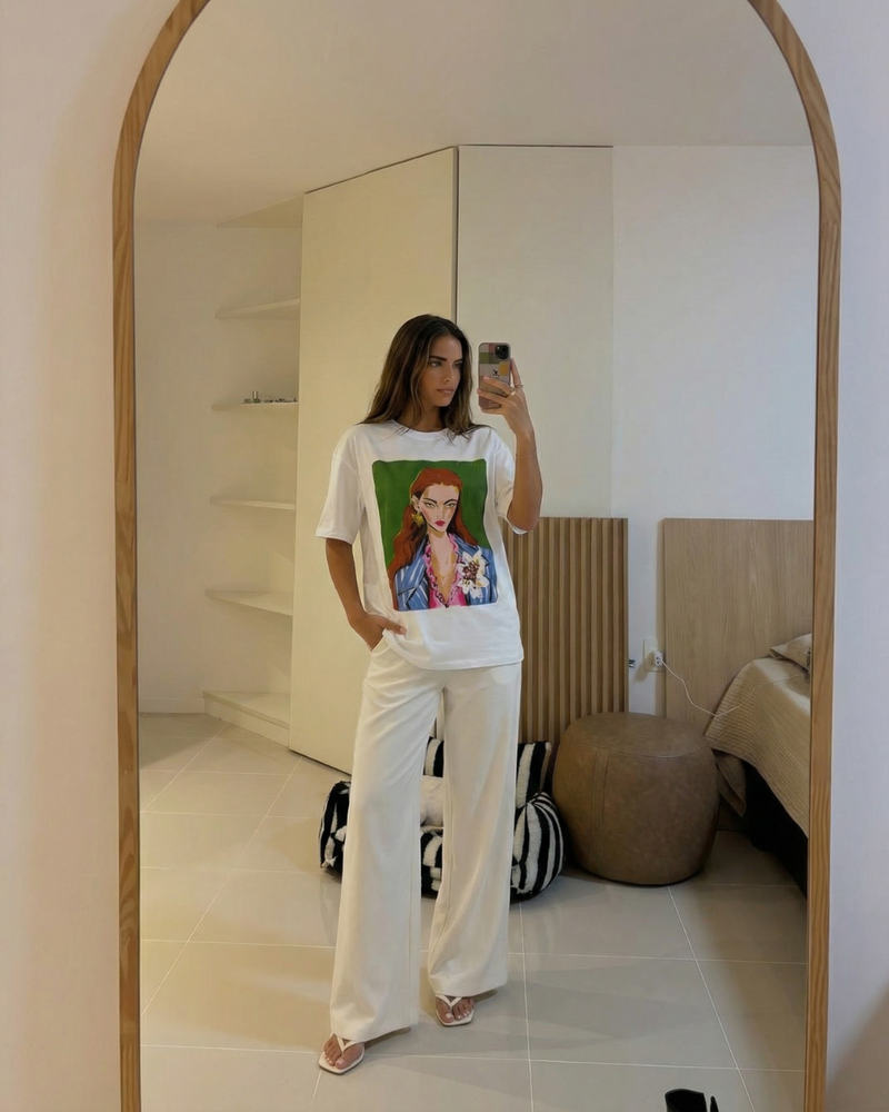 Ava | graphic tee