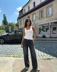 Mary | Ribbed Scoop Neck Fitted Vest Top