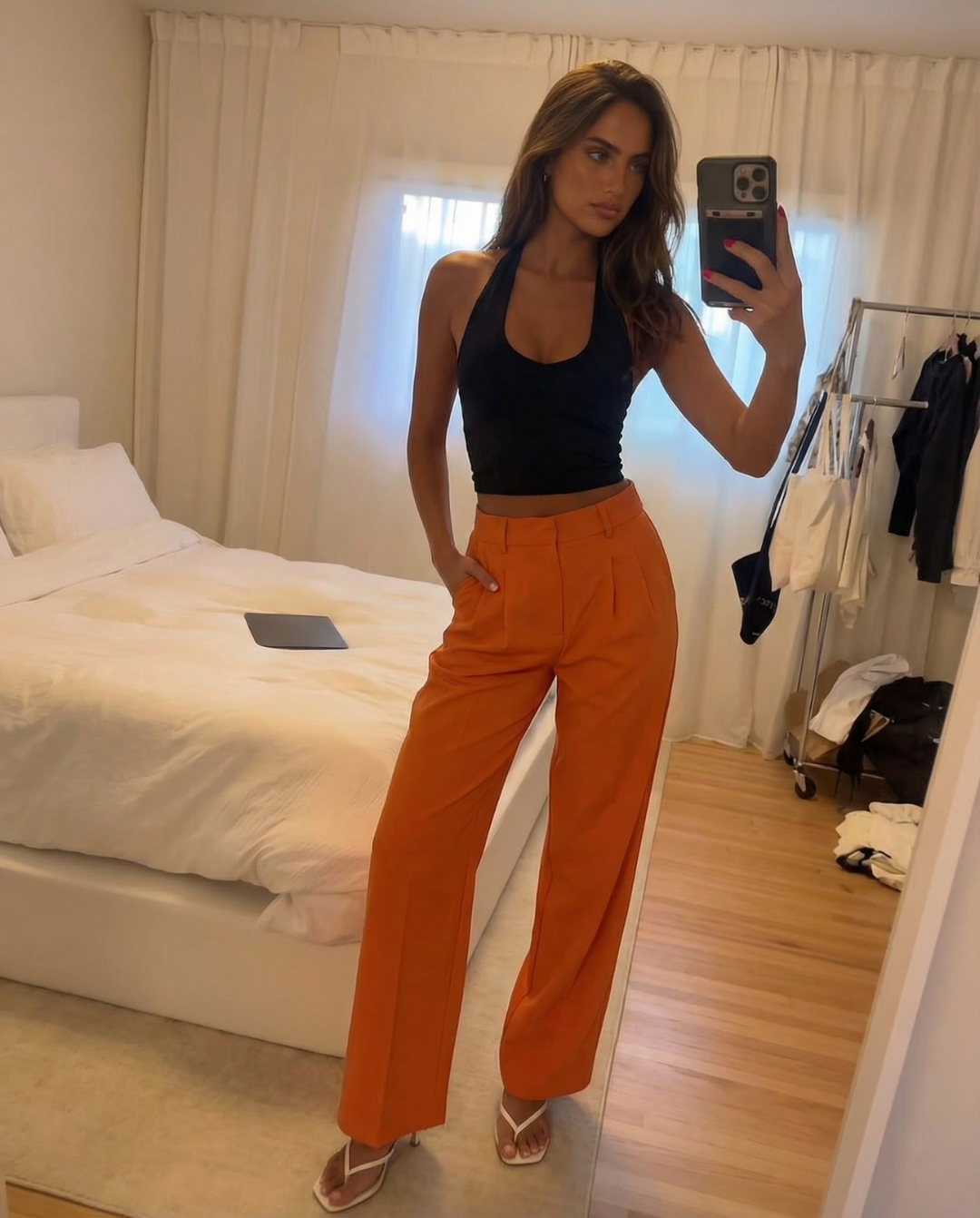 Evelyn | High-Waist Pleated Side Pocket Tailored Wide-Leg Trousers in Orange
