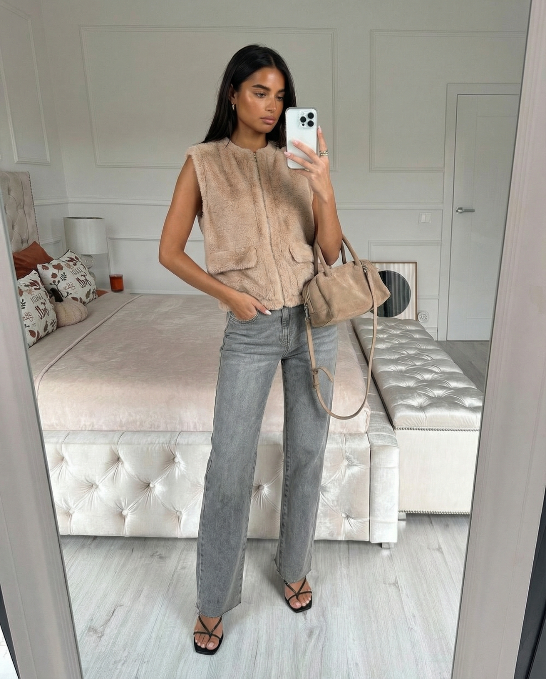 Elizabeth | Teddy Faux Fur Zip-Up Gilet