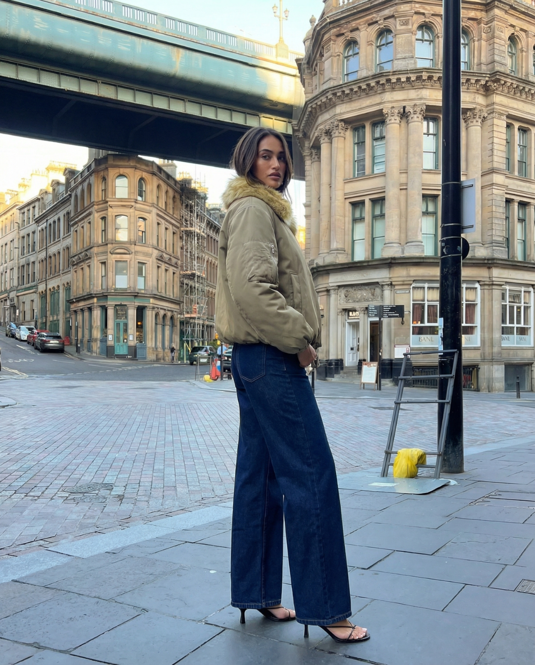 Alma | Autumn Bomber Jacket Faux Fur Collar Khaki Zip Up Cropped