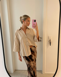 Allegra | Relaxed V-Neck Linen Shirt