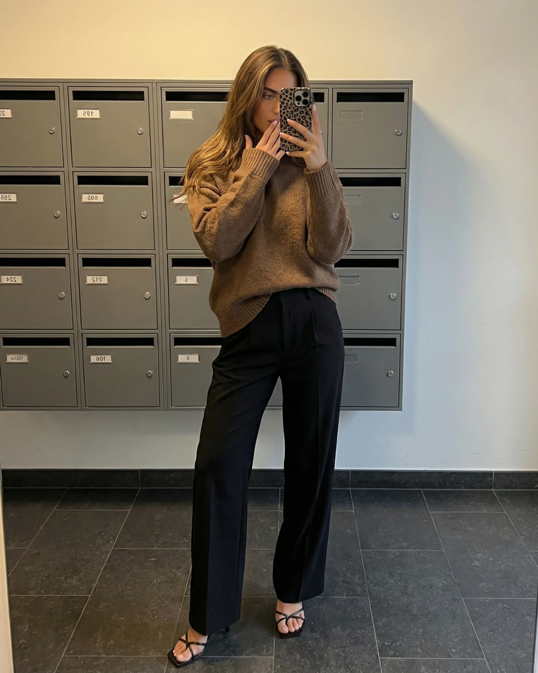 Cleo | Oversized Knitted Top Brown Long Sleeve