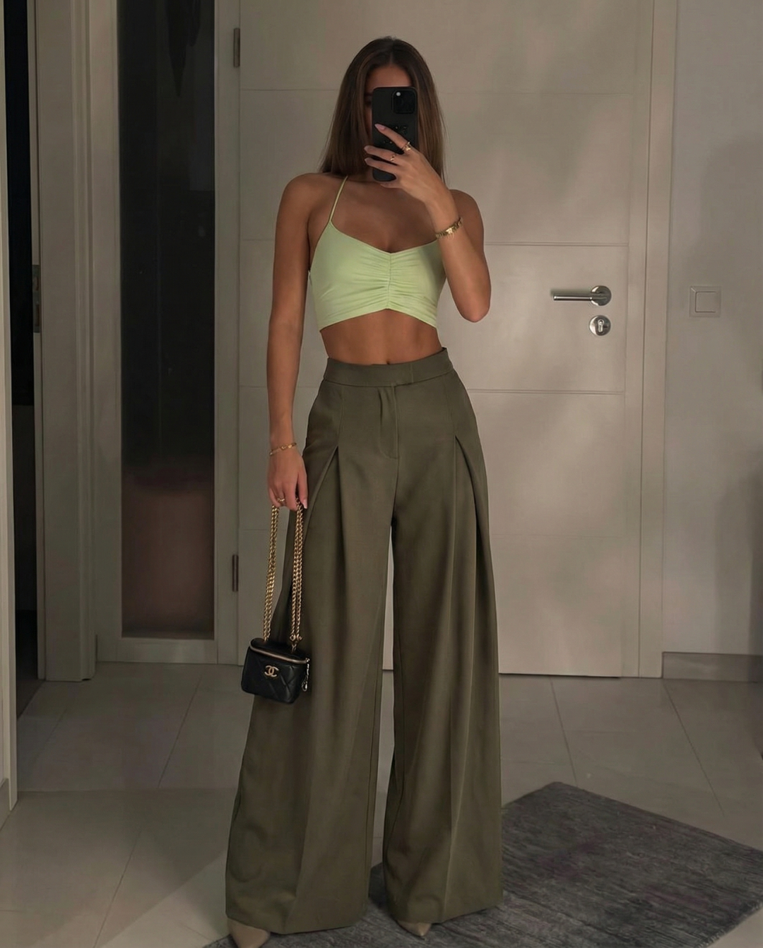 Saskia | High-Waist Deep Pleat Flowing Wide-Leg Trousers in Khaki