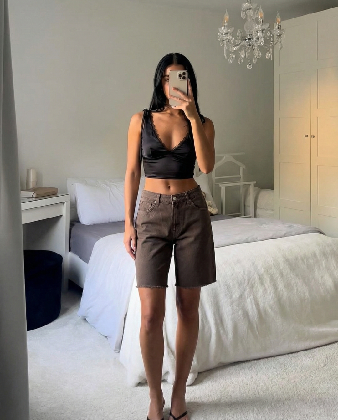 Margot | Mid-Rise Raw Hem Denim Bermuda Shorts