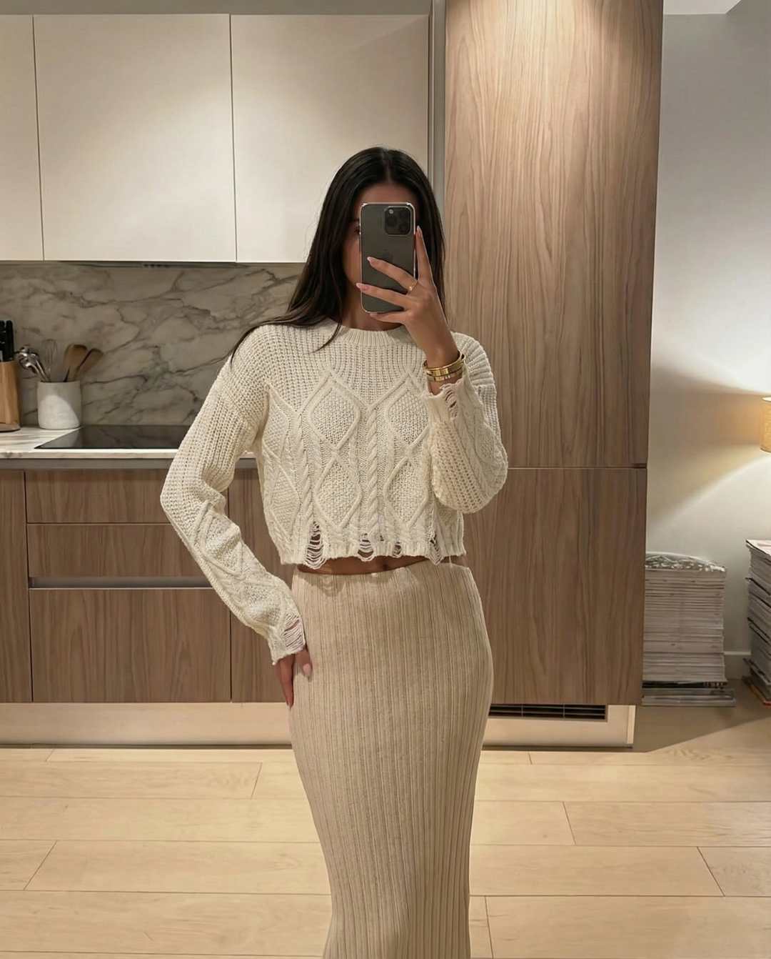 Mira | Casual Distressed Cable Knit Sweater Cream Long Sleeve