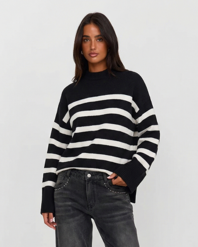 Margot | Striped Crew Neck Sweater Black White Relaxed Fit