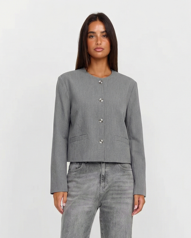 Ava | Cropped Collarless Blazer