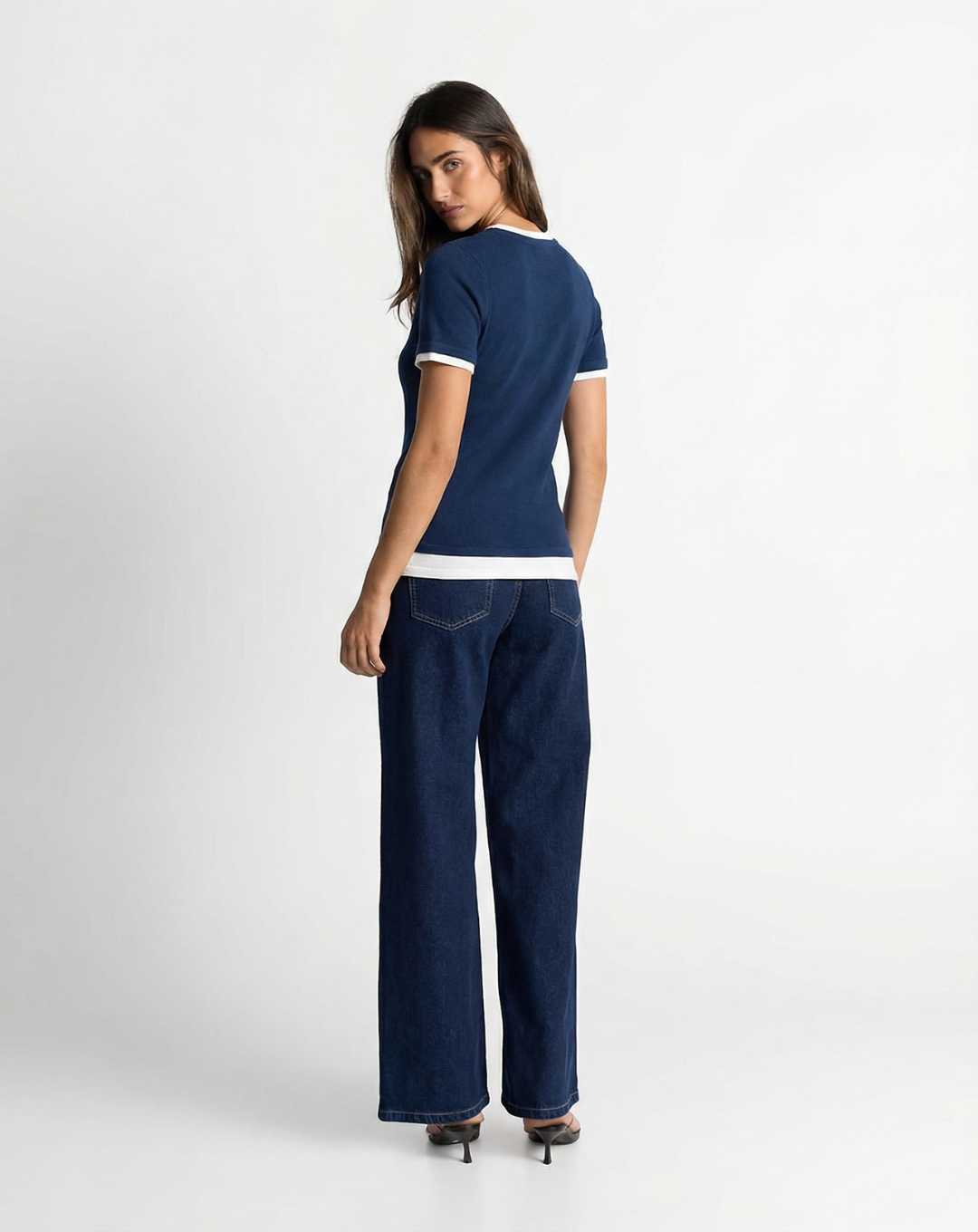 Olivia | Contrast Trim Baby Tee
