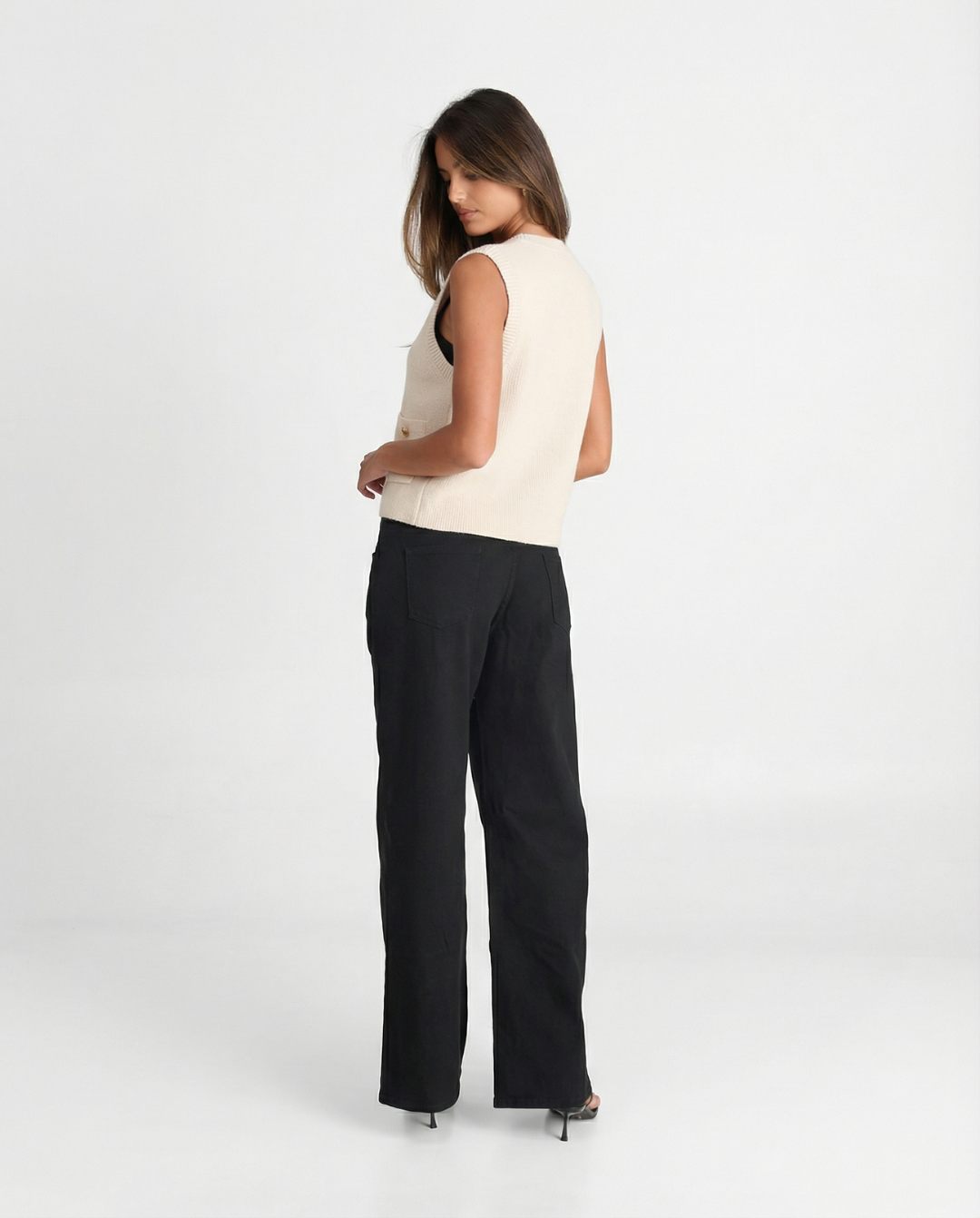 Hattie | Pocket-Detail Button-Front Knit Vest