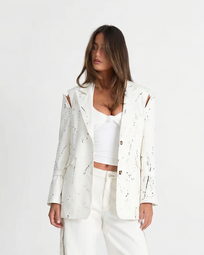 Lois | white blazer