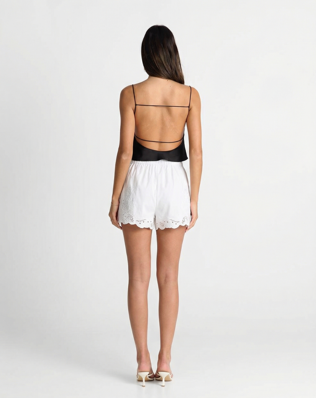 Sophie | Broderie Anglaise Scallop Hem A-Line Linen Shorts