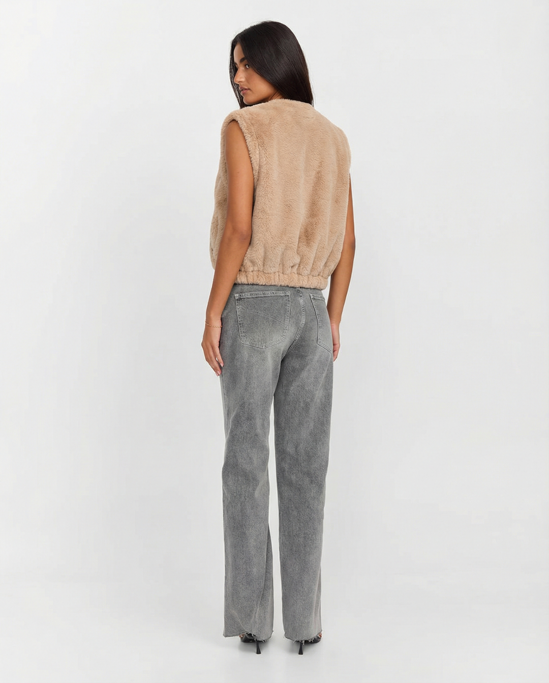 Elizabeth | Teddy Faux Fur Zip-Up Gilet