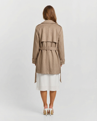 Una | Belted Cropped Trench Coat