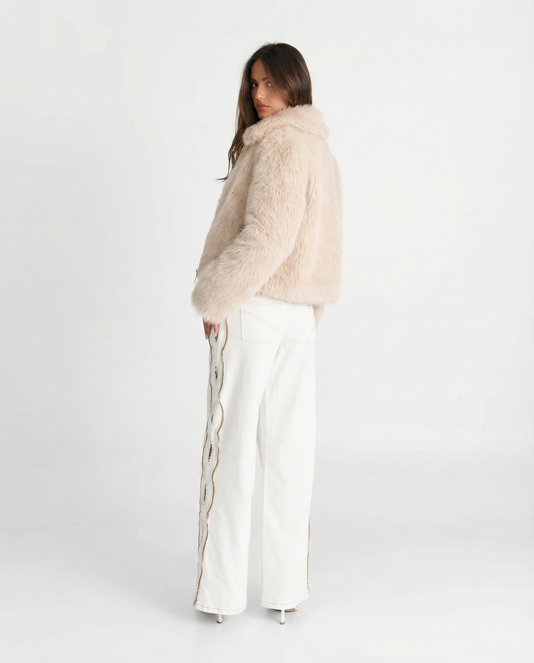 Camilla | Zip-Up Cropped Faux Fur Jacket