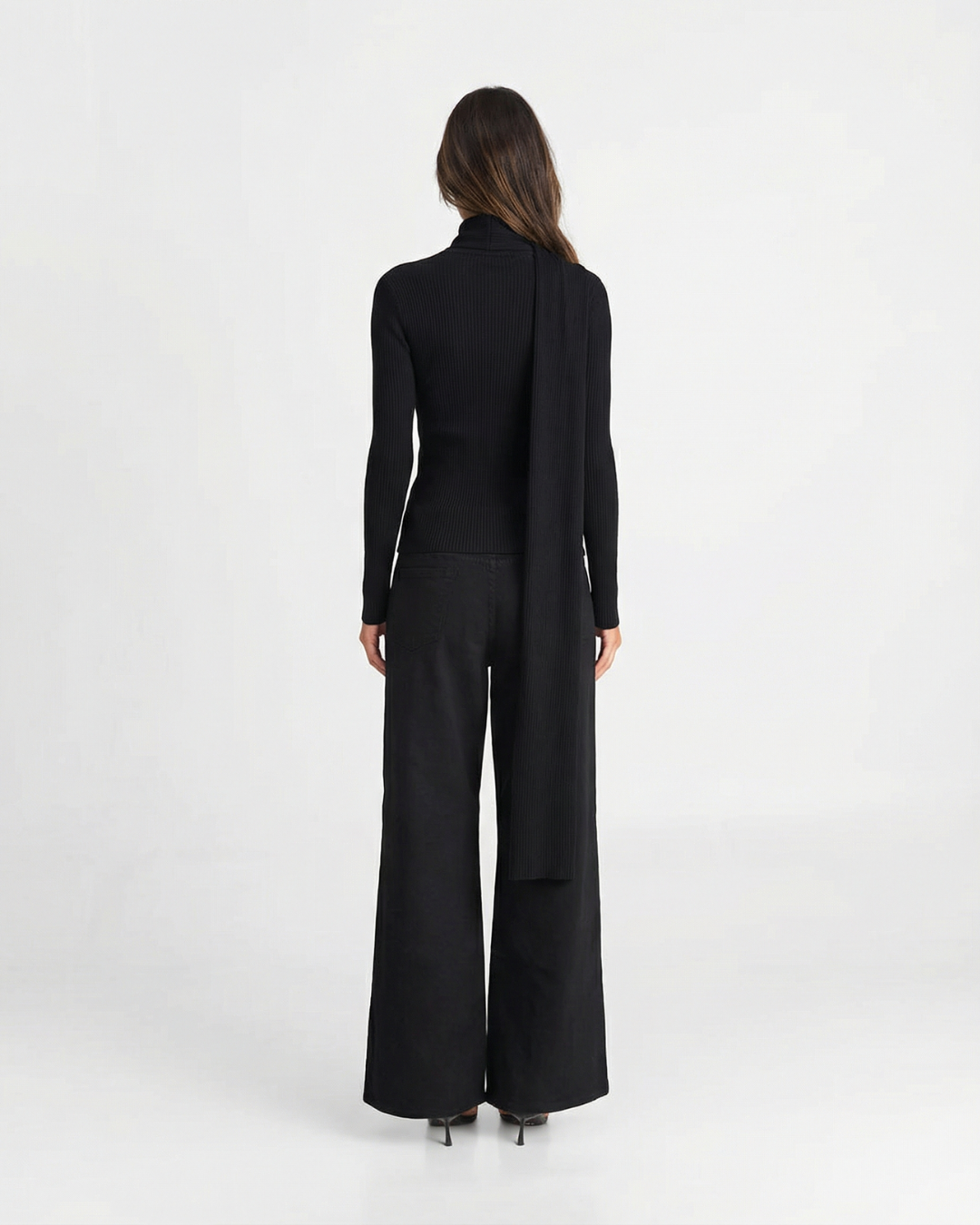 Nina | Round Neck Button Front Long Sleeve Ribbed Cropped Cardigan
