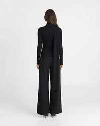 Nina | Round Neck Button Front Long Sleeve Ribbed Cropped Cardigan