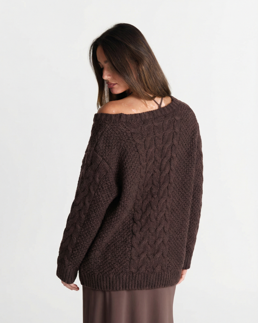 Alma | Knitted Sweater Cable Knit Brown Crew Neck