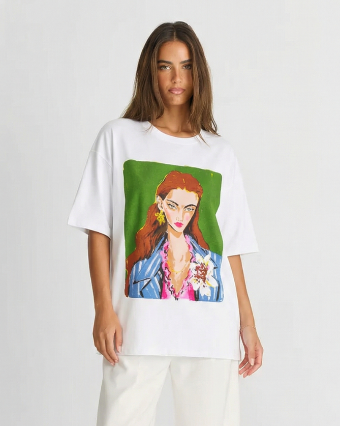 Cora | Oversized Graphic Tee White Printed Portrait