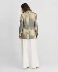 Eliana | Oversized Distressed Two-Tone Blazer