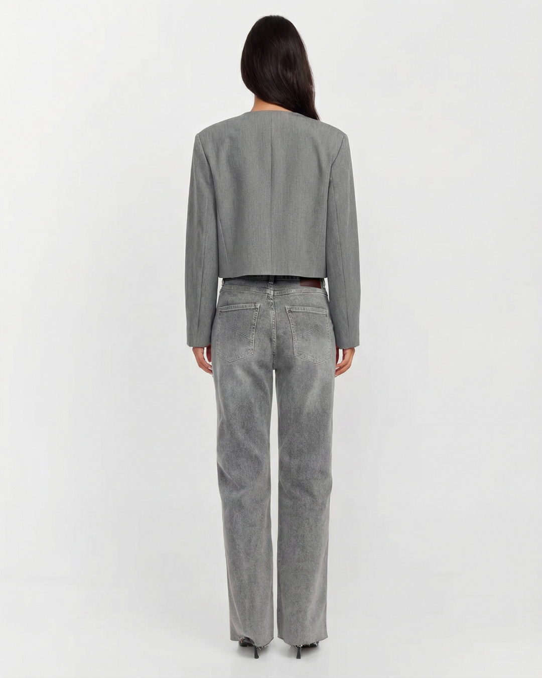 Ava | Cropped Collarless Blazer