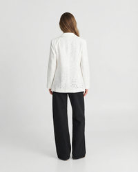 Lila | Relaxed Cotton White Blazer