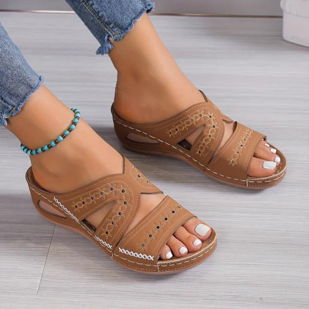 Aveline sandals side profile detail