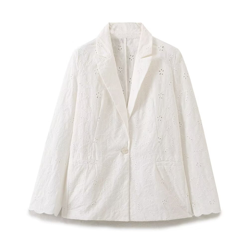 Eleanor | Relaxed Broderie Anglaise Cotton Blazer