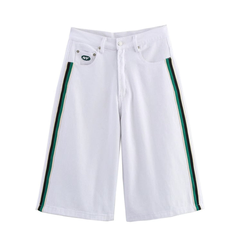 Matilda | white bermuda shorts