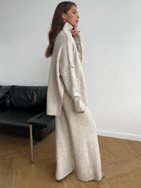 Isabeau oversized two piece set detail view 11