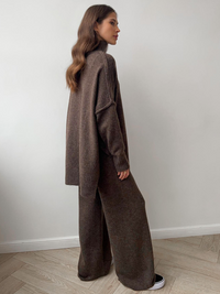 Isabeau oversized two piece set detail view 9