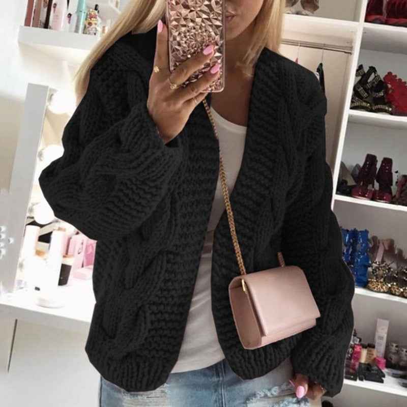Clemence | Women's Oversized Cable Knit Cardigan