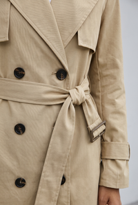 Jacintha khaki closeup