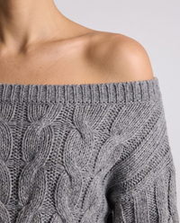 Clarice Grey detail