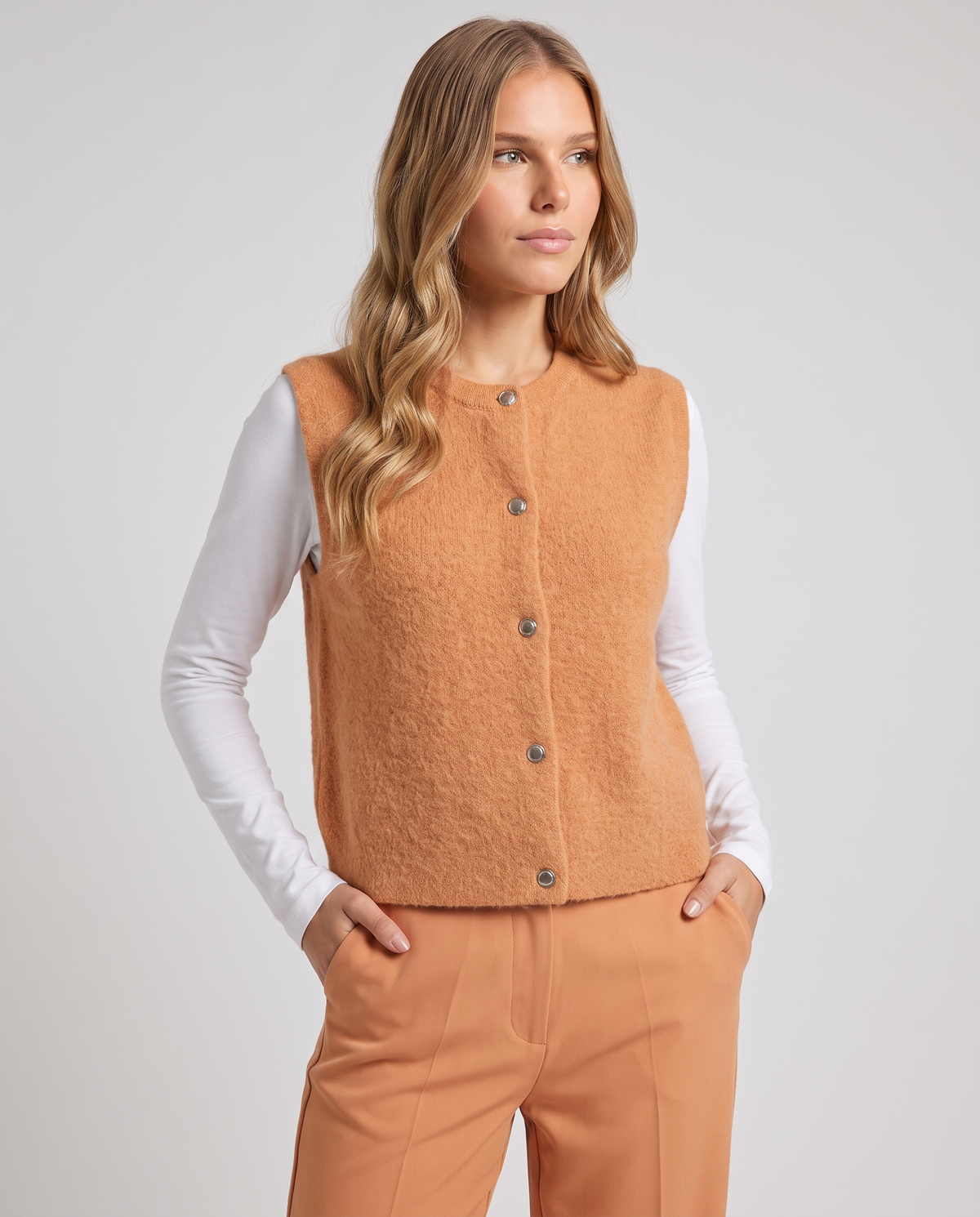 Editha Apricot
