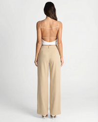 Lila | High-Waist Pleated Belt Loop Wide-Leg Linen Trousers in Cream