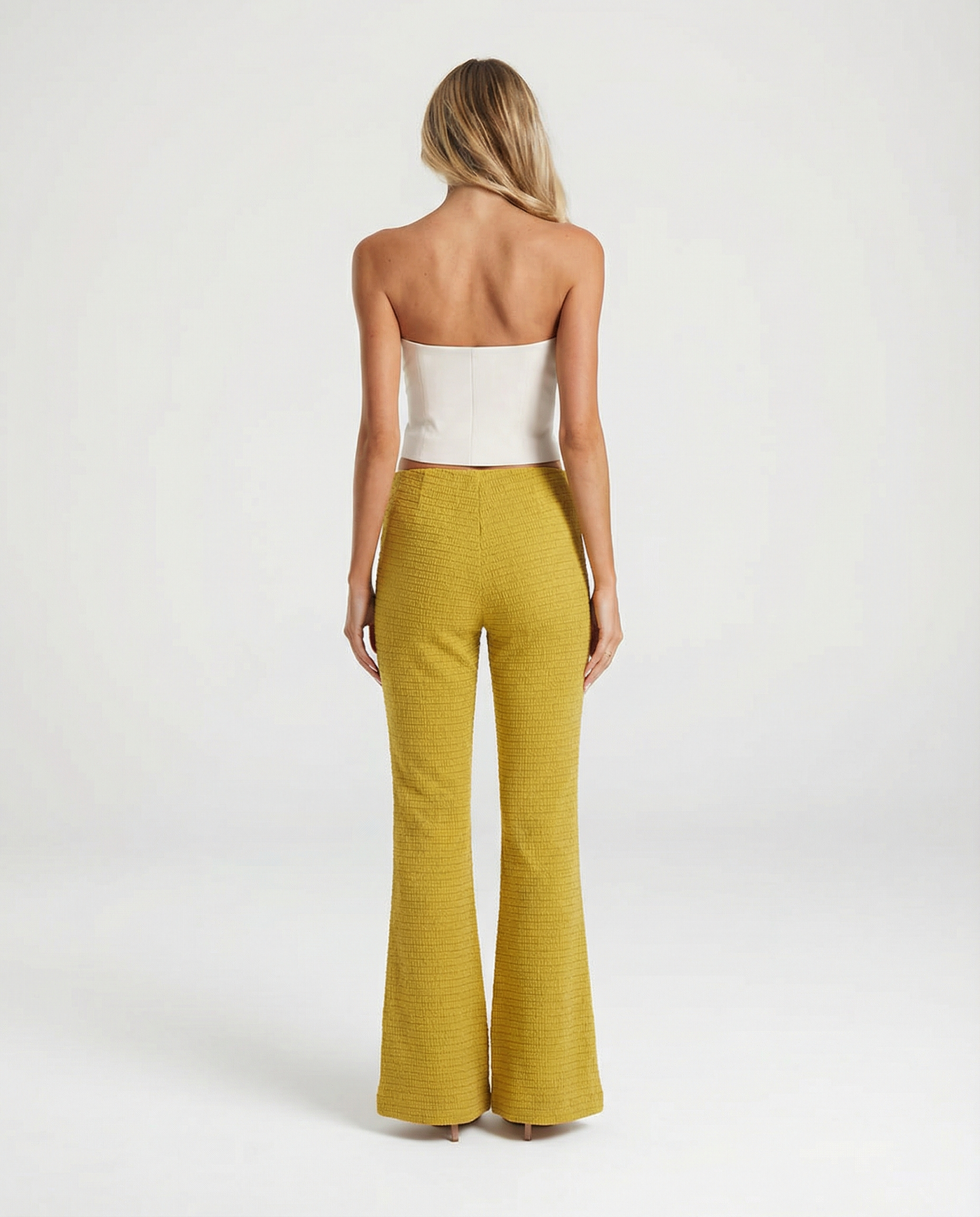 Eleanor | High-Waist Flared Textured Knit Wide-Leg Trousers in Yellow