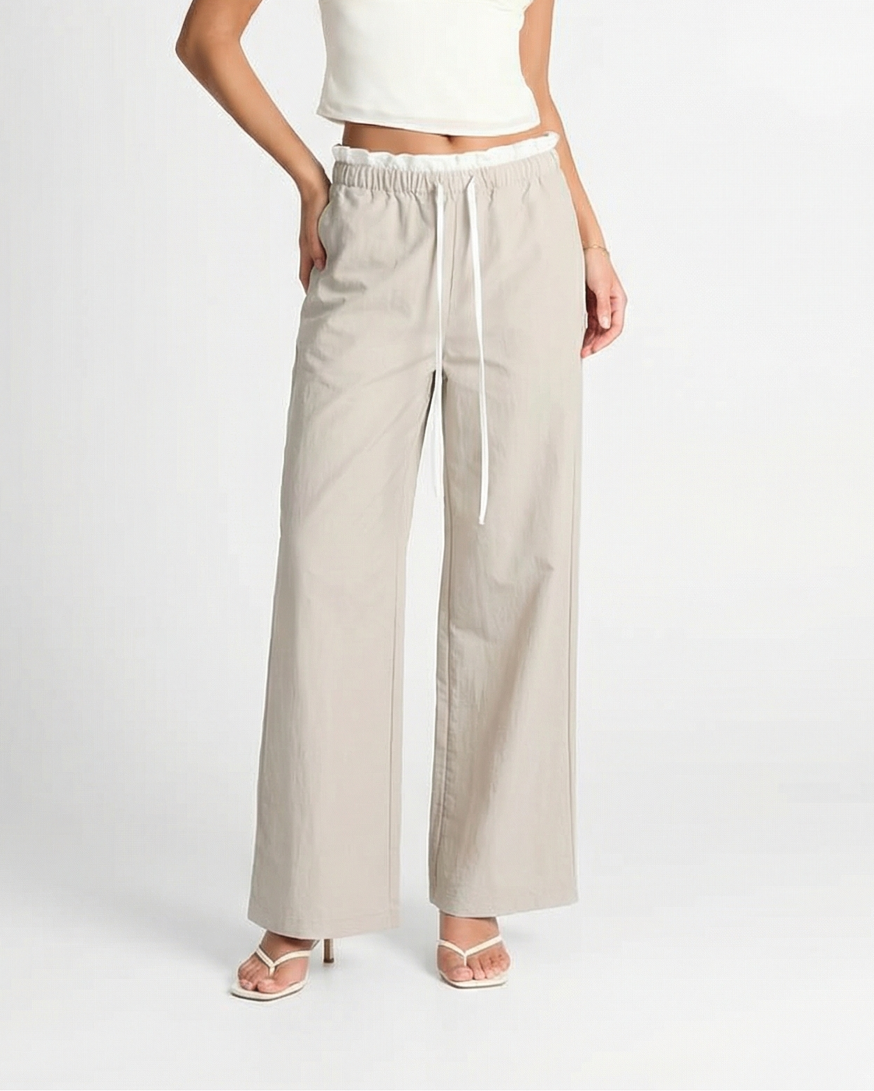 Georgia | Elasticated High-Waist Contrast Drawstring Pocket Wide-Leg Cotton Trousers in Cream