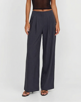 Maddison | High-Waist Pleated Pocket Wide-Leg Linen Trousers in Black