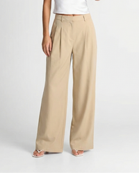 Lila | High-Waist Pleated Belt Loop Wide-Leg Linen Trousers in Cream