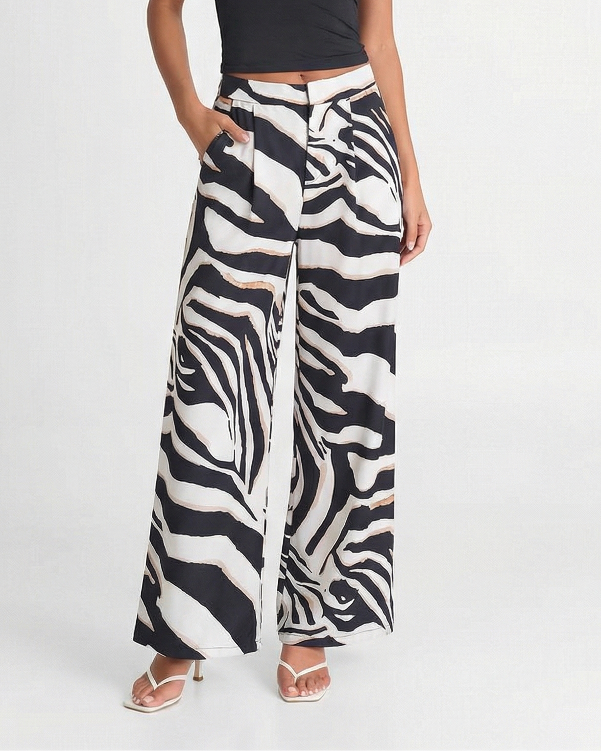 Eden | High-Waist Zebra Print Pleated Side Pocket Wide-Leg Trousers in Black and White