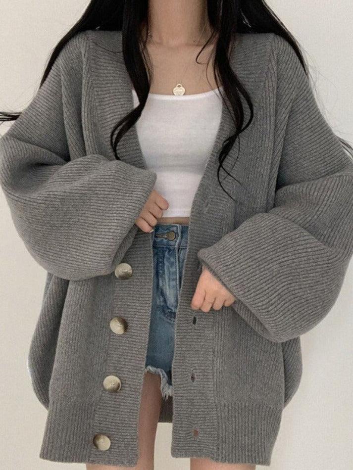 Doriane oversized cardigan detail view four
