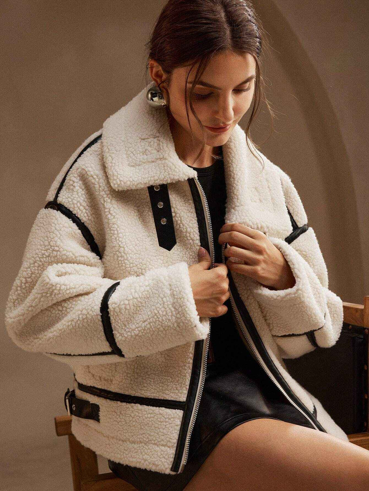 Frederica | Women's White Oversized Sherpa Coat