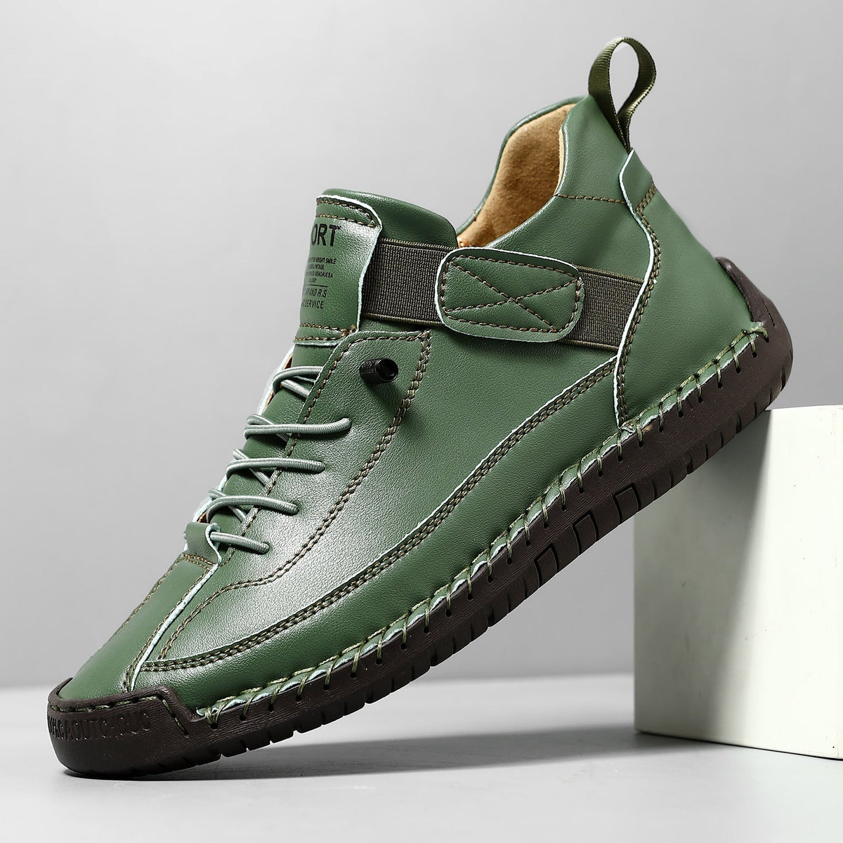 Sibyl orthopedic stitched sneakers in Green